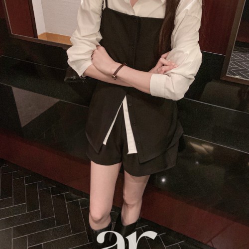 [자체제작] (MADE) 버튼 뷔스티에 실버 펜던트 하프밴딩 쇼츠 투피스 셋업 가을원피스 st3120